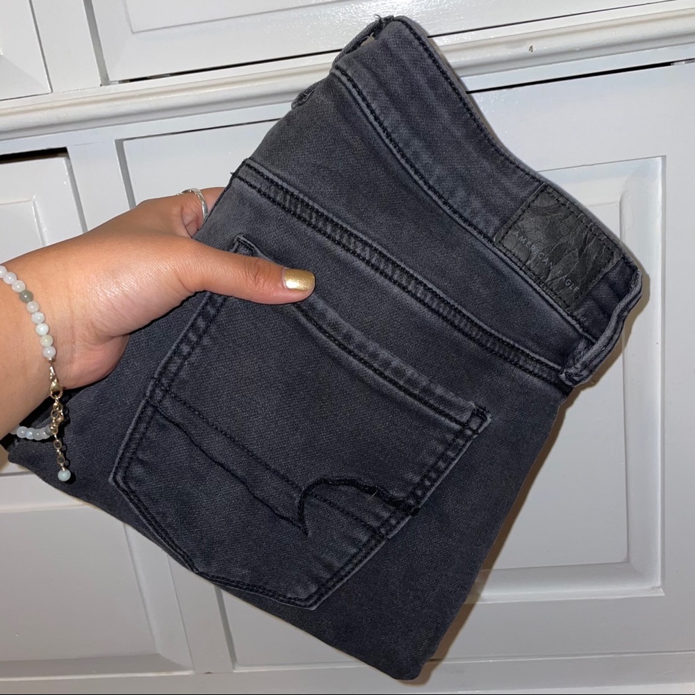 American Eagle cropped skinny jeans